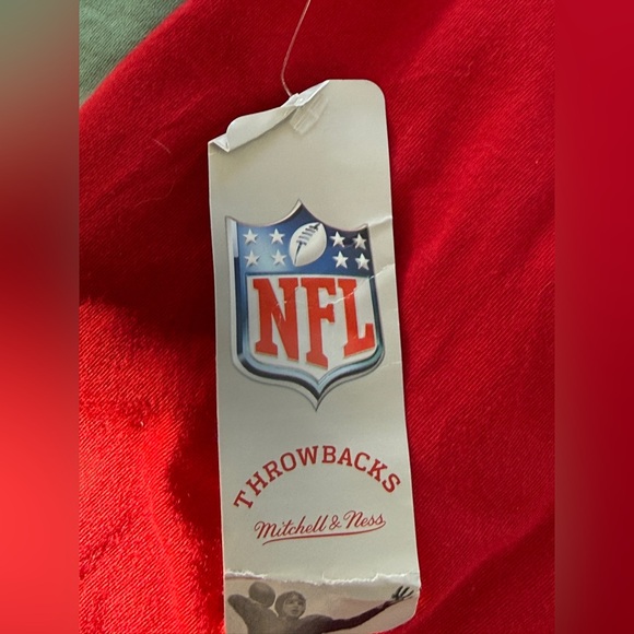 Throwback Buffalo Bills T-Shirt ~ Size L ~ 14/16 Red with White Logo - Picture 4 of 8